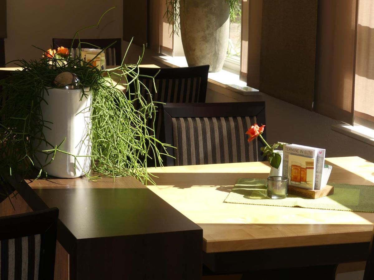 Landgasthaus Hotel Eggert Rheine Buitenkant foto